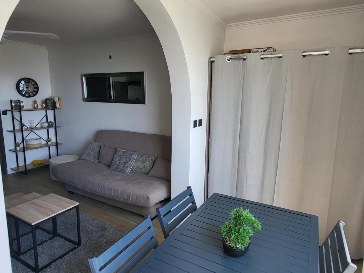Kams Sea Appartement 라시오타 외부 사진